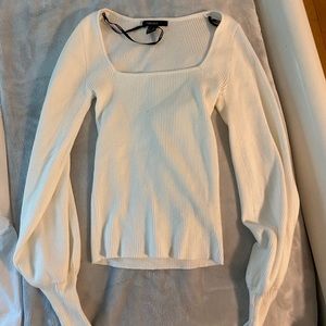 Adorable puff sleeve top